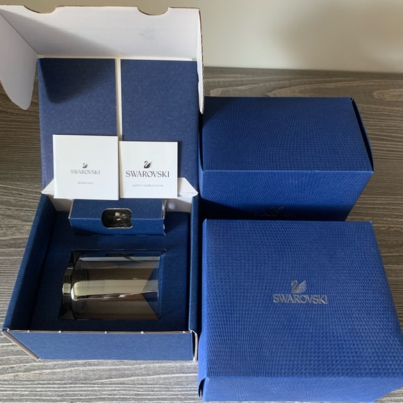 Set of 2 - Silver Swarovski Candle Holders - Picture 2 of 5